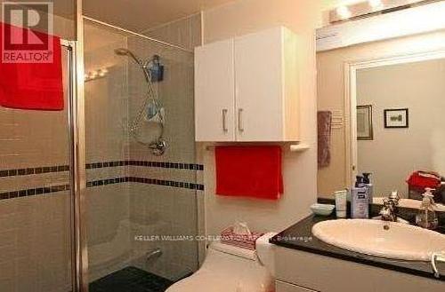 L02 - 73 Richmond Street W, Toronto, ON - Indoor Photo Showing Bathroom