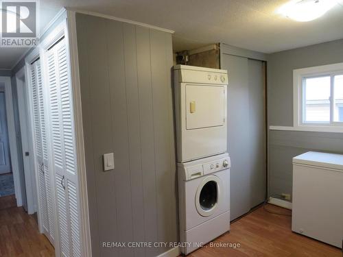 #72 -198 Springbank Dr, London, ON - Indoor Photo Showing Laundry Room