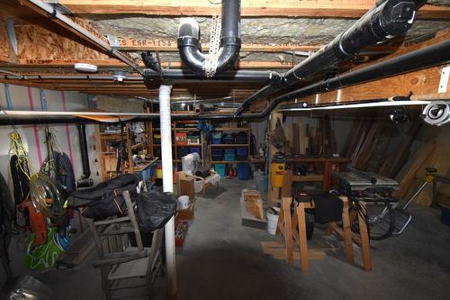 824 Sproat Drive, Nelson, BC - Indoor Photo Showing Basement
