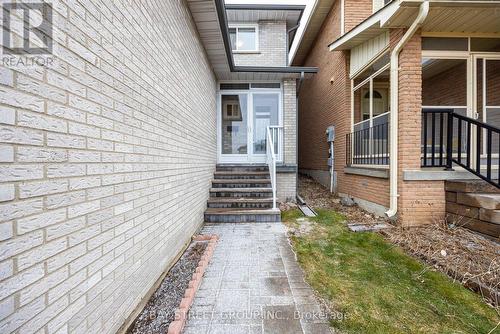 108 Stargell Cres, Markham, ON - Outdoor With Exterior