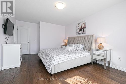 138 Memon Pl, Markham, ON - Indoor Photo Showing Bedroom
