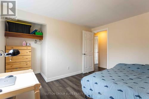2654 Kinnerton Cres, Mississauga, ON - Indoor Photo Showing Bedroom