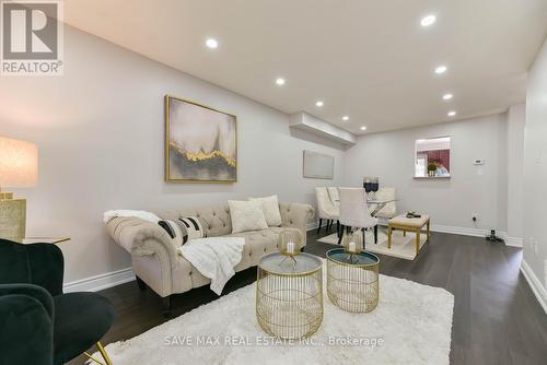 71 - 10 Cherrytree Drive, Brampton, ON - Indoor Photo Showing Living Room