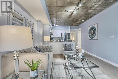 #1508 -22 Wellesley St E, Toronto, ON - Indoor Photo Showing Other Room