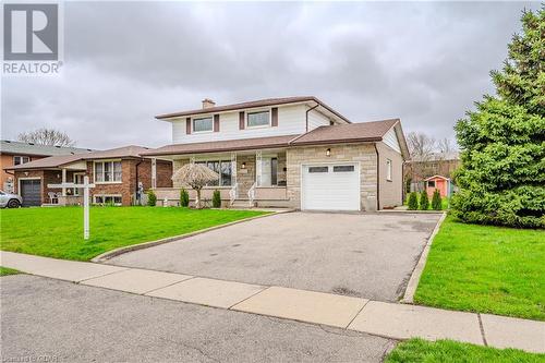 127 Applewood Crescent, Guelph, ON - Outdoor With Facade
