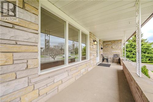 127 Applewood Crescent, Guelph, ON - Outdoor With Exterior