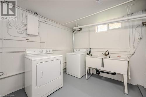 127 Applewood Crescent, Guelph, ON - Indoor Photo Showing Laundry Room