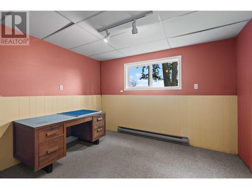 3550 16 Avenue Ne, Salmon Arm, BC - Indoor Photo Showing Other Room