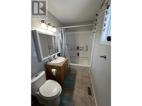 5203 52 Street, Fort Nelson, BC - Indoor Photo Showing Bathroom