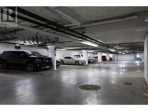 2250 Majoros Road Unit# 312, West Kelowna, BC - Indoor Photo Showing Garage