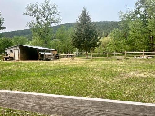1 - 9006 Moyie Avenue, Yahk, BC - Outdoor With View