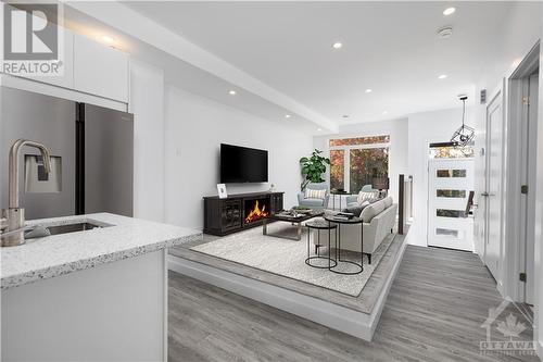 149 Longpre Street, Ottawa, ON - Indoor Photo Showing Living Room