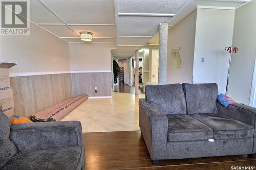 861 7Th Street E, Prince Albert, SK - Indoor Photo Showing Living Room