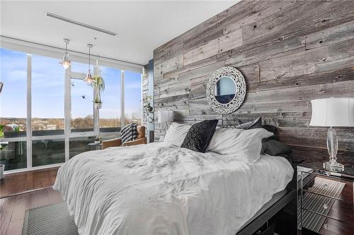 50 Murray Street W|Unit #401, Hamilton, ON - Indoor Photo Showing Bedroom