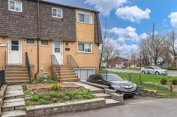 20 ANNA CAPRI Drive|Unit #1  Hamilton, ON L8W 1M6