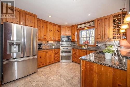 15 Greenwood Road, Deep River, ON - Indoor Photo Showing Kitchen With Stainless Steel Kitchen With Double Sink