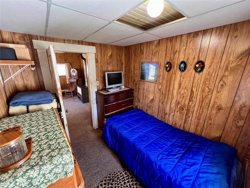 390 Bill Miner Way, Princeton, BC - Indoor Photo Showing Bedroom