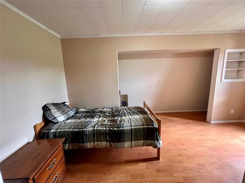 206 Coalmont Road, Princeton, BC - Indoor Photo Showing Bedroom