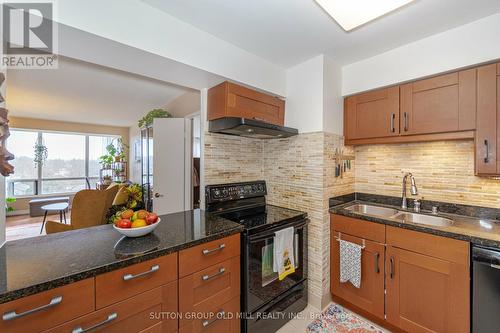 1009 - 1320 Islington Avenue, Toronto, ON - Indoor Photo Showing Kitchen With Double Sink