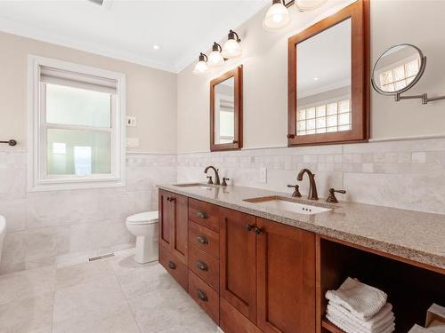 2820 Arawana Road, Naramata, BC - Indoor Photo Showing Bathroom