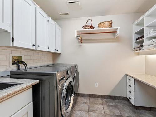 2820 Arawana Road, Naramata, BC - Indoor Photo Showing Laundry Room
