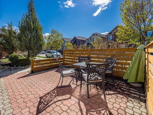 1274 Bergamot Avenue, Kelowna, BC - Outdoor With Deck Patio Veranda