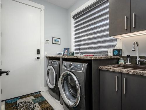 3904 Terrapin Lane, Vernon, BC - Indoor Photo Showing Laundry Room