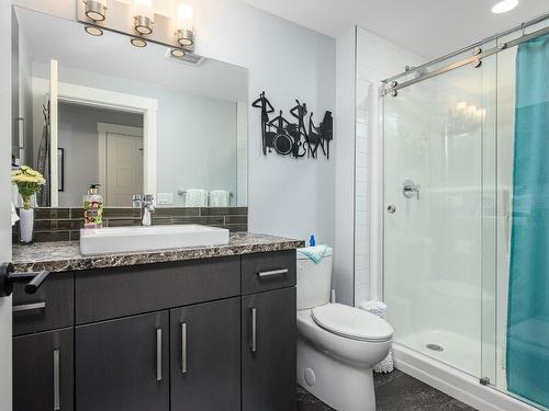 3904 Terrapin Lane, Vernon, BC - Indoor Photo Showing Bathroom