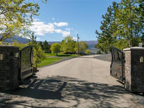 2375 Grantham Road, Kelowna, BC - Outdoor With View