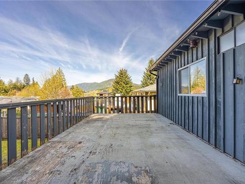 166 Sall Rd, Lake Cowichan, BC - Outdoor With Exterior