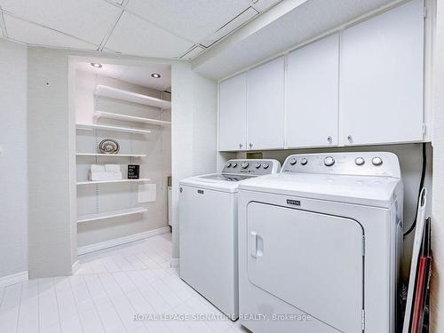 29-6855 Glen Erin Dr, Mississauga, ON - Indoor Photo Showing Laundry Room