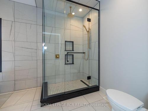 195 Boyd Lake Rd, West Grey, ON - Indoor Photo Showing Bathroom