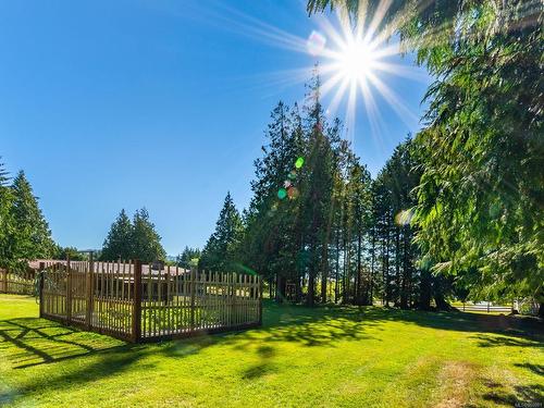 410 17Th Ave, Sointula, BC - Outdoor With Backyard