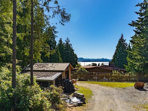 410 17Th Ave, Sointula, BC - Outdoor