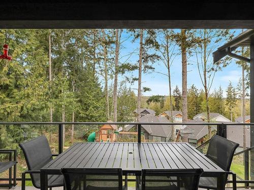 3148 Mission Rd, Courtenay, BC - Outdoor With Deck Patio Veranda