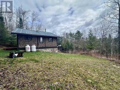 65 Ray Rd, Hastings Highlands, ON - Outdoor
