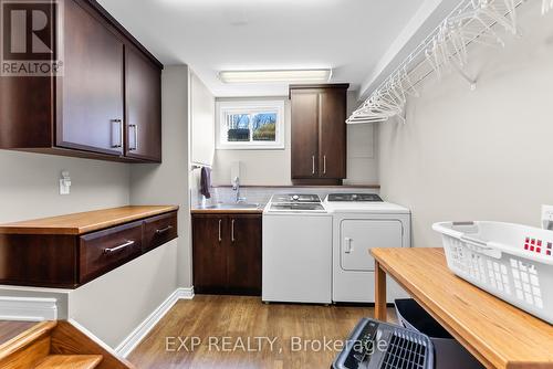 634 Penner St, Niagara-On-The-Lake, ON - Indoor Photo Showing Laundry Room