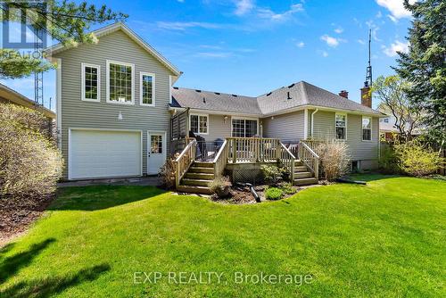 634 Penner St, Niagara-On-The-Lake, ON - Outdoor With Deck Patio Veranda