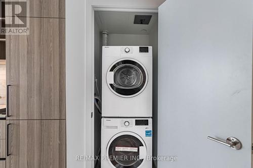#3801 -55 Mercer St, Toronto, ON - Indoor Photo Showing Laundry Room