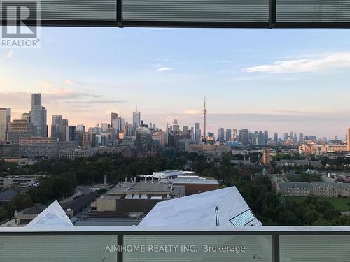 #1902 -200 Bloor St W, Toronto, ON - Outdoor With View
