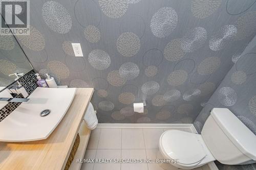 6 Billy Crt, Caledon, ON - Indoor Photo Showing Bathroom