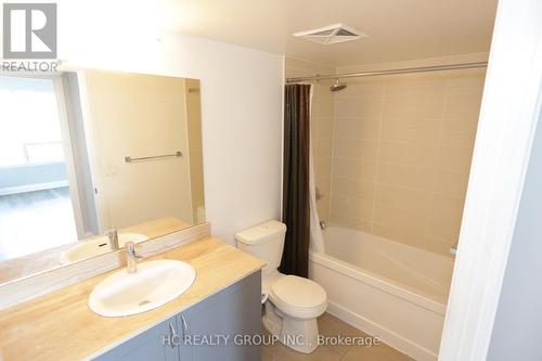 #323 -372 Hwy 7  E, Richmond Hill, ON - Indoor Photo Showing Bathroom