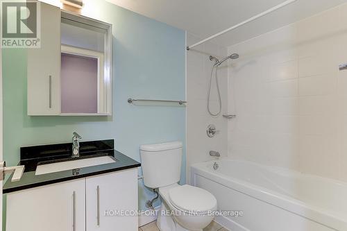 #901 -233 South Park Rd, Markham, ON - Indoor Photo Showing Bathroom