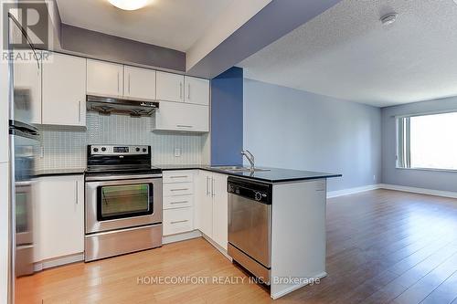 #901 -233 South Park Rd, Markham, ON - Indoor Photo Showing Kitchen With Stainless Steel Kitchen