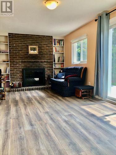 2340 Devon Rd, Oakville, ON - Indoor Photo Showing Living Room With Fireplace