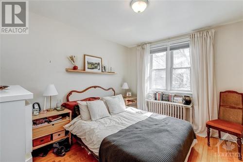 390 Mackay Street, Ottawa, ON - Indoor Photo Showing Bedroom