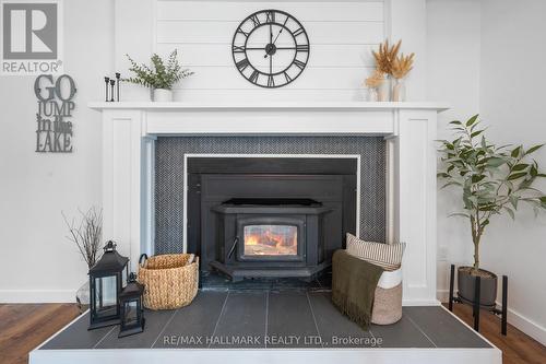12 Shelley Dr, Kawartha Lakes, ON - Indoor Photo Showing Living Room With Fireplace