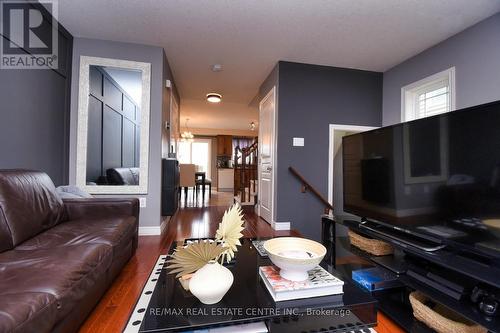 19 - 25 Viking Drive, Hamilton, ON - Indoor