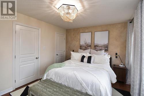19 - 25 Viking Drive, Hamilton, ON - Indoor Photo Showing Bedroom
