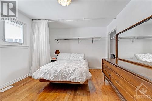 577 Clarke Avenue, Ottawa, ON - Indoor Photo Showing Bedroom